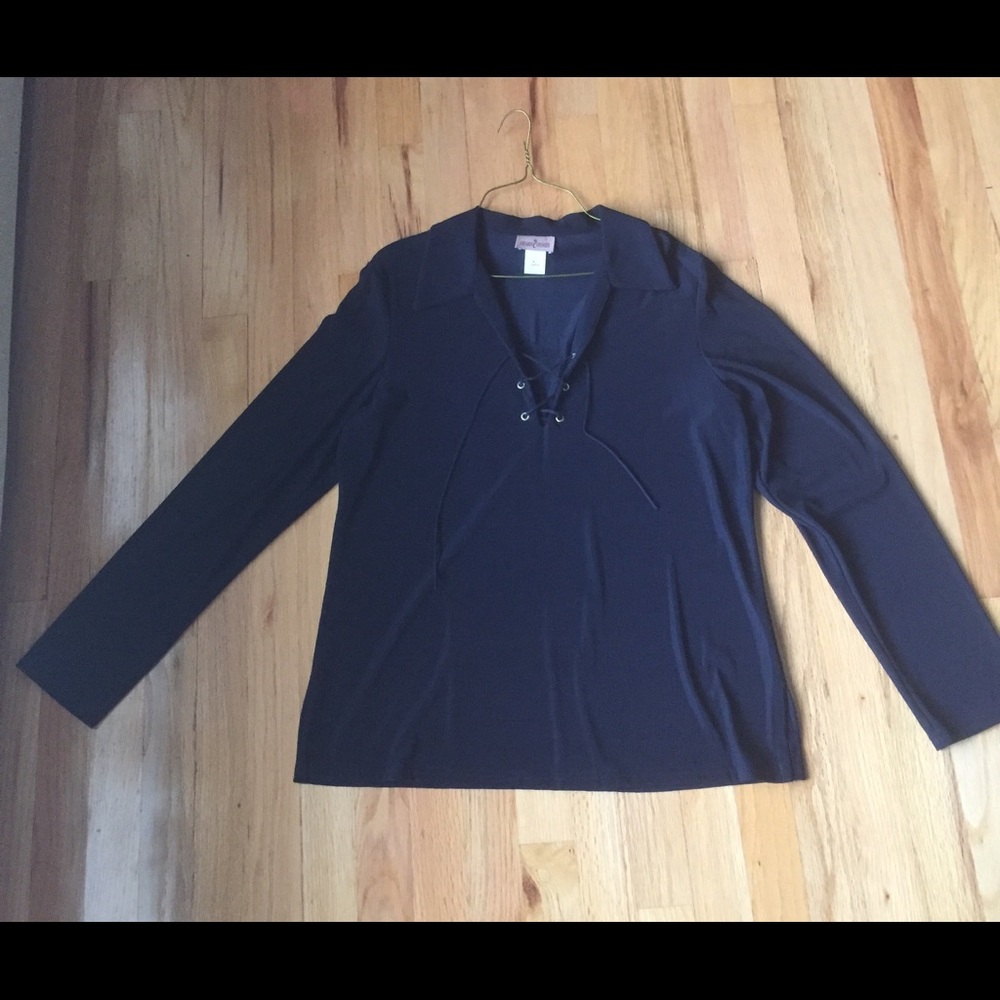 Navy blue collar blouse